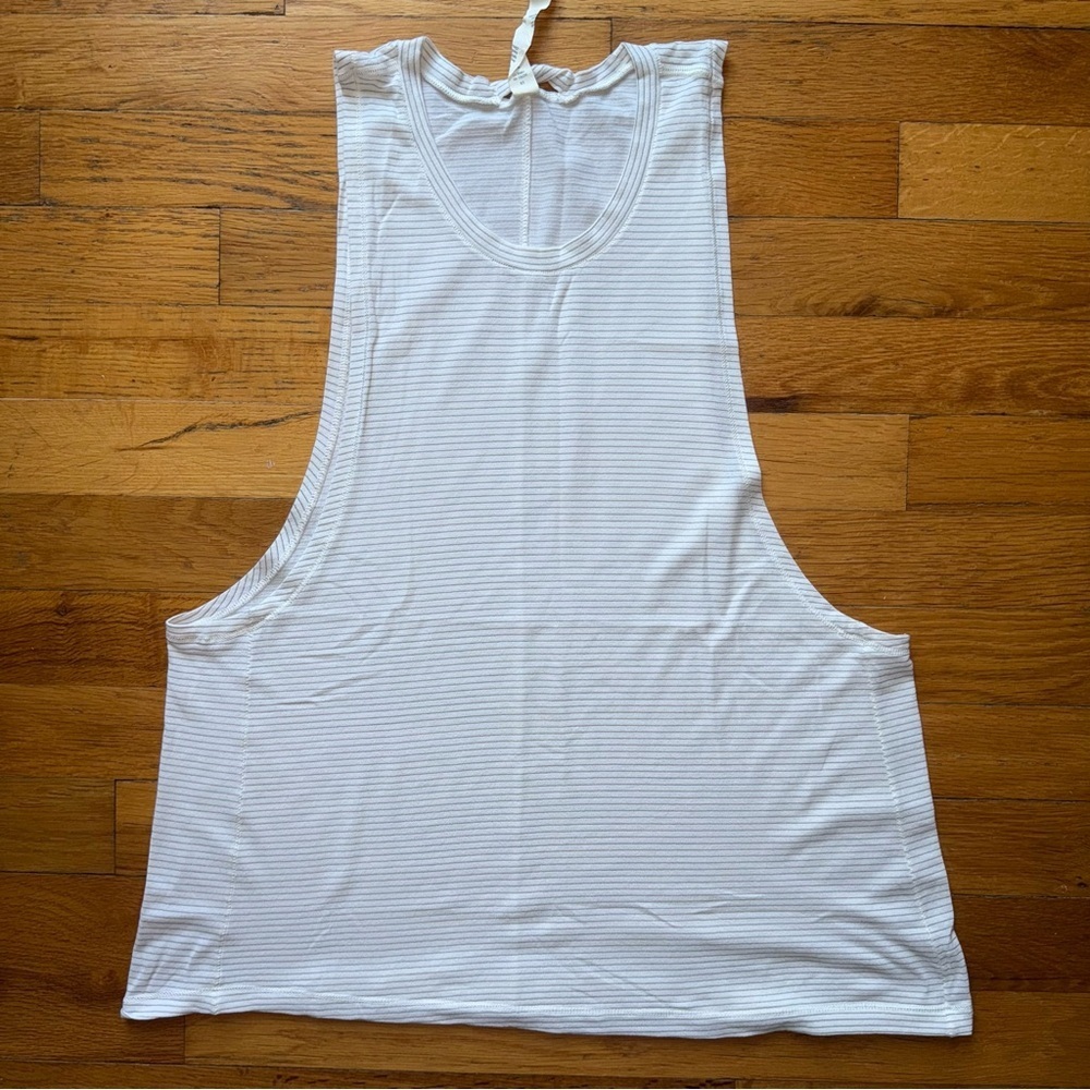 Lululemon Striped Muscle Tank White size 4